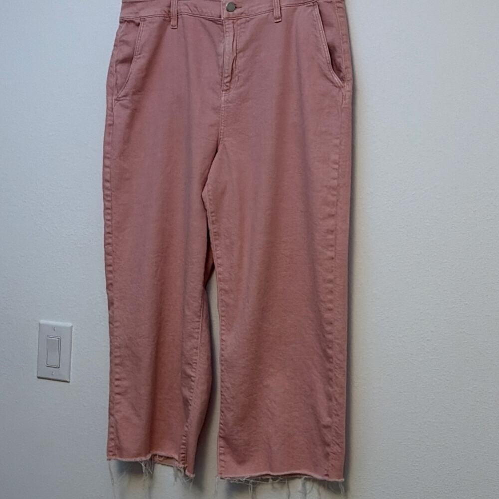 Women's Straight Jeans Pink Denim Raw Hem 5-Pocket Stretch